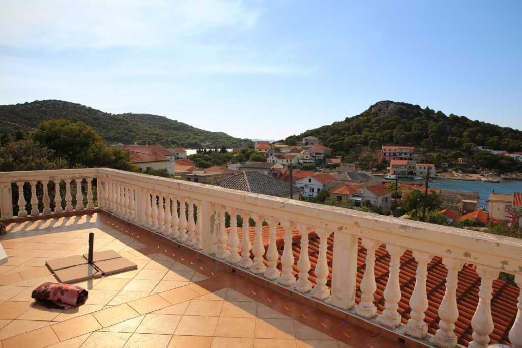 Vila Melisa Vrgada Luaran gambar