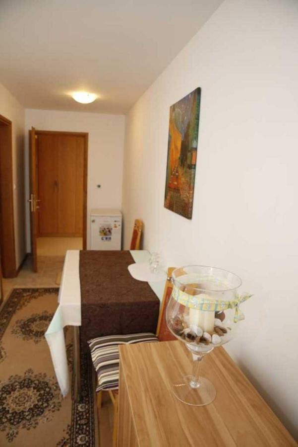 Vila Melisa Vrgada Luaran gambar